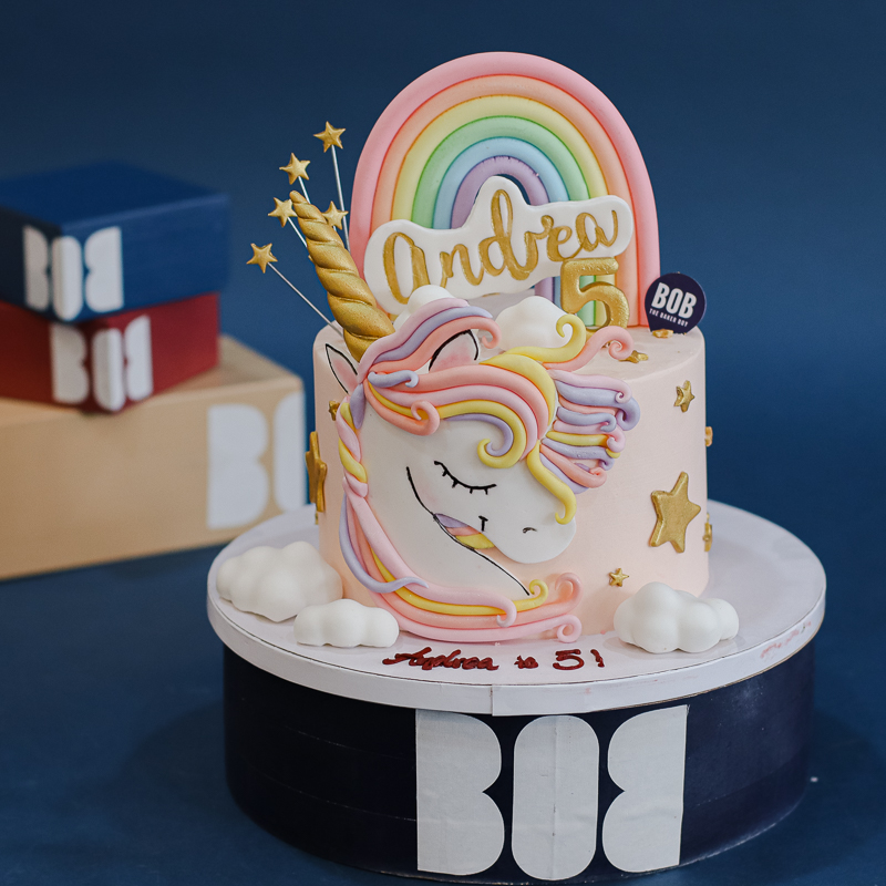Pastel Rainbow Unicorn Party Cake